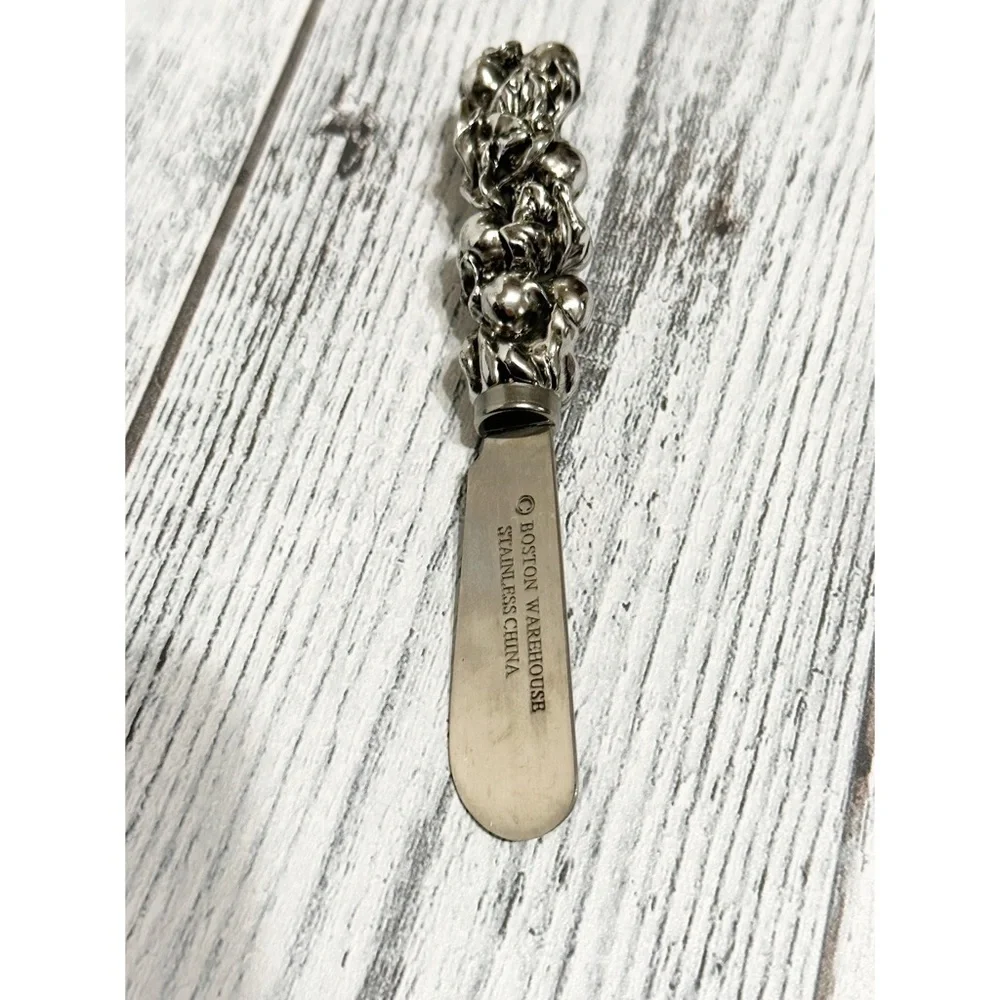 Boston Warehouse Spreaders 4 Fruit Themed Cheese/Butter Cheeseboard  Knives